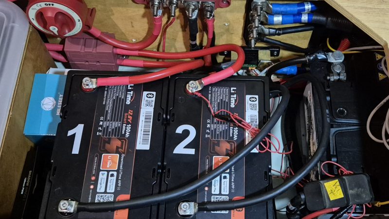 Irgendwas riecht hier komisch – 16,4 Volt auf der Starterbatterie